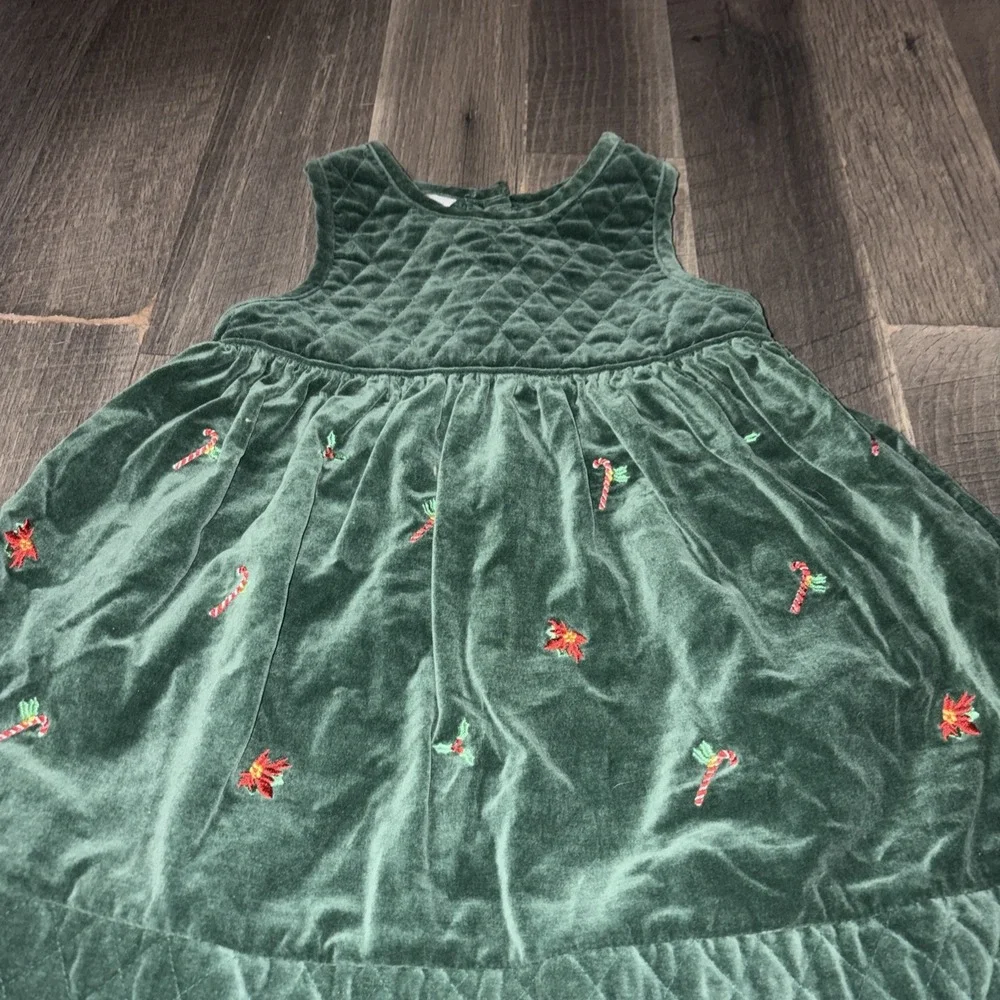 Vintage B.T Kids Velvet Green Dress W/ Christmas Embroidery Size 4T 100% Cotton